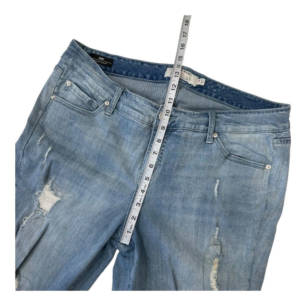 Torrid Denim Crop Skinny Jeans Womens 18 Blue Light Wash Patched Distressed - Picture 5 of 15